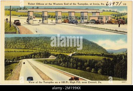 Billetterie à l'extrémité ouest de l'autoroute à péage, à Irwin, Pennsylvanie, vue sur l'autoroute à péage sur une distance de 100 mètres. High Fill, près d'Everett, Pennsylvanie. , Routes, Tichnor Brothers Collection, cartes postales des États-Unis Banque D'Images