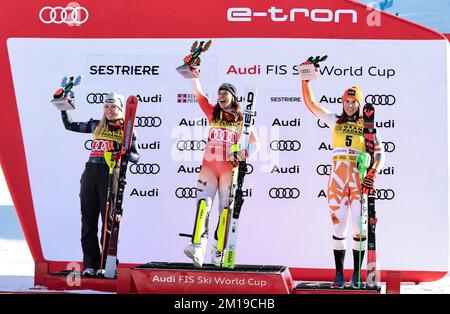 Sestriere, Italie. 11th décembre 2022. SKI - coupe DU MONDE de SKI FIS, Slalom Sestriere féminin, Piemonte, Italie Podium Slalom féminin Credit: Independent photo Agency/Alamy Live News Banque D'Images