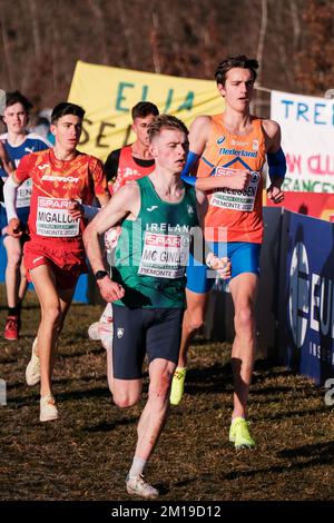 TURIN, ITALIE - DÉCEMBRE 11: Stefan Nillessen des pays-Bas participant à la course masculine U20 lors des Championnats européens de cross-country sur 11 décembre 2022 à Turin, Italie (photo de Federico Tardito/BSR Agency) crédit: BSR Agency/Alay Live News Banque D'Images