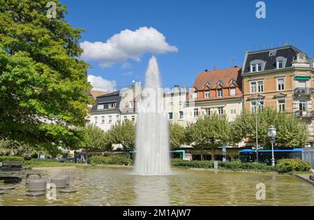 Brunnen, Augustaplatz, Baden-Baden, Bade-Wurtemberg, Allemagne Banque D'Images