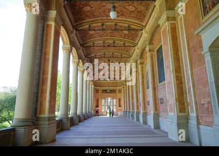 Säulengang, Trinkhalle, Kurpark, Baden-Baden, Bade-Wurtemberg, Allemagne Banque D'Images