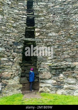 Ruines de Dun Troddan Broch, une ancienne roundhouse écossaise, Glenelg, Écosse, Royaume-Uni Banque D'Images