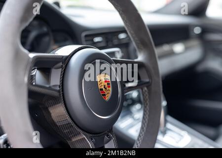 Slovénie, Ljubljana - 27 octobre 2022 : intérieur de la Porsche GT2RS Banque D'Images