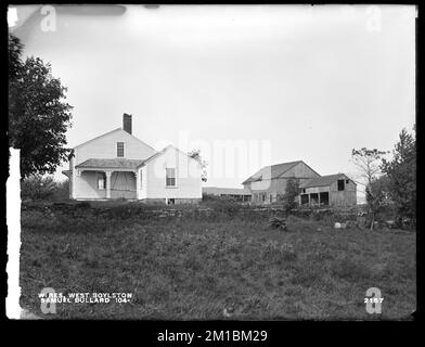 Réservoir Wachusett, bâtiments de Samuel Bullard, sur le côté ouest de la rue Newton, du sud-est, West Boylston, Mass., 22 sept. 1898 , ouvrages d'eau, réservoirs, structures de distribution d'eau, immobilier Banque D'Images