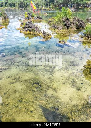 Lac de cristal de Nong Thale à Krabi, Thaïlande Banque D'Images