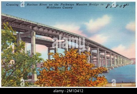 Traversée de la rivière Raritan sur le pont massif des voies de parc dans le comté de Middlesex , routes, ponts, Tichnor Brothers Collection, cartes postales des États-Unis Banque D'Images