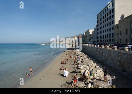 ITALIE, TRAPANI-19 OCTOBRE: Trapani est une ville sur la côte ouest de la Sicile. Vue sur le littoral de Trapani le 19 septembre 2022, Trapani, Sicile. Banque D'Images