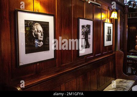 L'intérieur du pub Golden Heart, Angleterre, Londres, Tower Hamlets, Spitafield, Banque D'Images