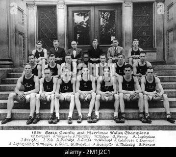 1936 Lawrence High School Track team, athlétisme, Lawrence High School Lawrence, Massachusetts. Banque D'Images