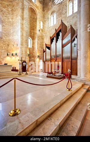 Pouilles Italie. Trani. Basilique Cattedrale Beata Maria Vergine Assunta dédiée à Saint-Nicolas Banque D'Images