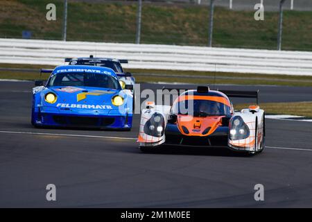 Neil Glover, Jason Green, Ligier LMP3, Steven Osborne, Robert Smith, Porsche 911 GT3 RSR, Masters Endurance Legends, deux courses tout au long du week-end sur t Banque D'Images