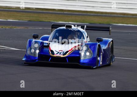 Marcus Jewell, Ben Clucas, Ligier LMP3, Masters Endurance Legends, deux courses tout au long du week-end sur le circuit du Grand Prix, avec des couleurs contemporaines Banque D'Images