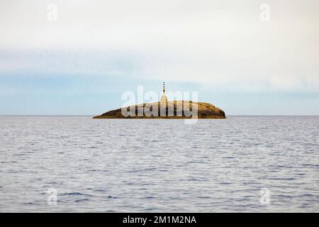 Illote de sa Mitjana, située entre San Telmo, Majorque et le parc naturel de l'île Dragonera, Iles Baléares, Espagne Banque D'Images