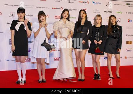 Nagoya, Japon. 13th décembre 2022. Le groupe K-POP IVE assiste à l'événement de tapis rouge pour « AAA 2022 (Asia Artist Awards) » à Nagoya, préfecture d'Aichi, Japon, mardi, 13 décembre 2022. Photo par Keizo Mori/UPI crédit: UPI/Alay Live News Banque D'Images