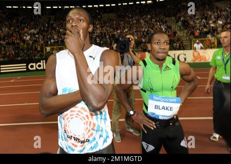 20110916 - BRUXELLES, BELGIQUE : le Bolt Usain de la Jamaïque et le Blake Yohan de la Jamaïque photographiés après les 200m hommes lors de la réunion d'athlétisme de la Memorial Ivo Van Damme - Diamond League, vendredi 16 septembre 2011 à Bruxelles. BELGA PHOTO YORICK JANSENS Banque D'Images