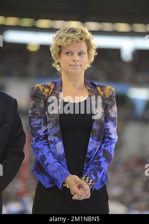 20120907 - BRUXELLES, BELGIQUE : Kim Clijsters photographié lors d'un défilé des athlètes, avant le début de la rencontre de la Ligue des diamants Memorial Ivo Van Damme, au stade du Roi Baudouin (Boudewijnstadion/ Stade Roi Baudouin) à Bruxelles, le vendredi 07 septembre 2012. BELGA PHOTO ERIC LALMAND Banque D'Images