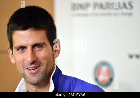 20130524 - PARIS, FRANCE: Serbe Novak Djokovic photographié lors d'une conférence de presse en prévision de l'ouverture du tennis français Roland Garros 2013, au stade Roland Garros à Paris, le vendredi 24 mai 2013. Le tournoi de tennis Roland Garros Grand Chelem se déroule du 21 22 mai au 09 juin 2013. BELGA PHOTO ERIC LALMAND Banque D'Images