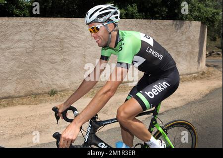Belgian Maarten Wynants of Belkin Pro Cycling Team photographié lors d'une session d'entraînement avant le « Grand départ » de l'édition 2013 de la course cycliste Tour de France, à Porto-Vecchio, France, jeudi 27 juin 2013. L'édition 100th du Tour de France commence avec la scène Porto-Vecchio - Bastia. Banque D'Images