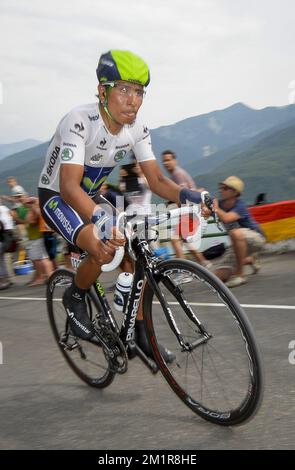 Colombian Nairo Quintana de Movistar photographié pendant la phase 17th de l'édition 100th de la course cycliste Tour de France, un essai individuel de 32km d'Embrun à Chorges, en France, le mercredi 17 juillet 2013. Banque D'Images