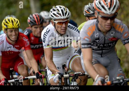 Belge Philippe Gilbert de BMC Racing Team photographié pendant le Grand Prix de Wallonie course cycliste d'une journée, à 203 km de Chaudfontaine à la citadelle de Namur, mercredi 18 septembre 2013. BELGA PHOTO DIRK WAEM Banque D'Images