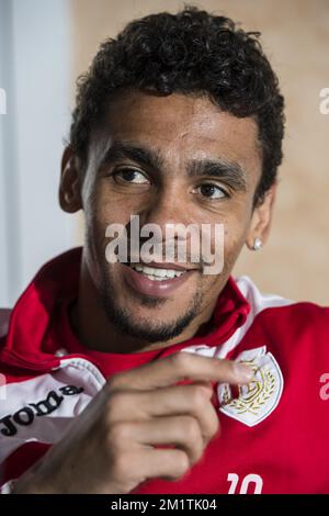 20140109 - LA MANGA, ESPAGNE : Igor de Camargo de Standard parle à la presse le cinquième jour du camp d'hiver de l'équipe belge de football de première division Standard de Liège à la Manga, Espagne, jeudi 09 janvier 2014. BELGA PHOTO NICOLAS LAMBERT Banque D'Images