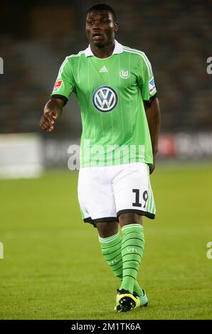 20140110 - ABU DHABI, ÉMIRATS ARABES UNIS : Mitchell Paulissen de Roda photographié lors d'un match de football amical entre Anderlecht et German VfL Wolfsburg le cinquième jour du camp d'hiver de l'équipe belge de football de première division RSCA Anderlecht à Abu Dhabi, Émirats arabes Unis (eau), vendredi 10 janvier 2014. BELGA PHOTO VIRGINIE LEFOUR Banque D'Images