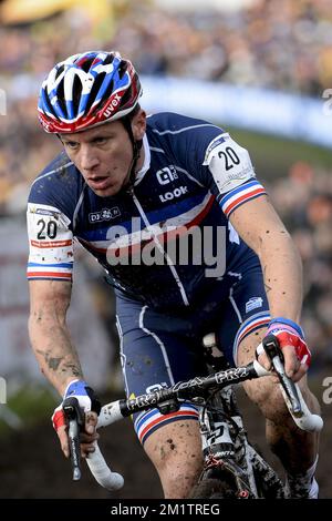 20140202 - HOOGERHEIDE, PAYS-BAS: Français Francis Mourey en action pendant la course d'élite masculine aux championnats du monde de cyclocross de l'UCI, dimanche 02 février 2014 à Hoogerheide, pays-Bas. BELGA PHOTO DIRK WAEM Banque D'Images