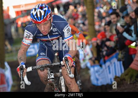 20140202 - HOOGERHEIDE, PAYS-BAS: Français Francis Mourey en action pendant la course d'élite masculine aux championnats du monde de cyclocross de l'UCI, dimanche 02 février 2014 à Hoogerheide, pays-Bas. BELGA PHOTO DAVID STOCKMAN Banque D'Images
