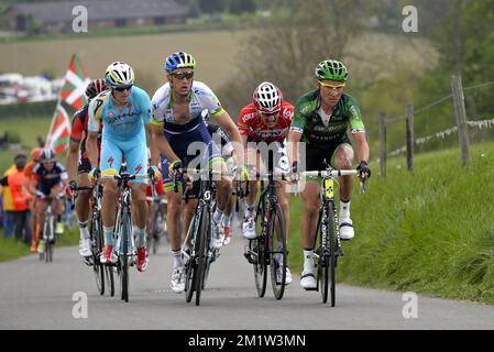 Français Thomas Voeckler de Team Europcar (R) photographié en action lors de l'édition 49th de la course cycliste 'Amstel Gold Race' aux pays-Bas, 251,4km de Maastricht à Valkenburg, dimanche 20 avril 2014. Banque D'Images