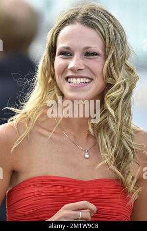 Marion Rousse, petite amie française de Tony Gallopin, photographiée après la phase 9 de l'édition 101st de la course cycliste Tour de France, à 170 km de Gerardmer à Mulhouse, le dimanche 13 juillet 2014, en France. Banque D'Images