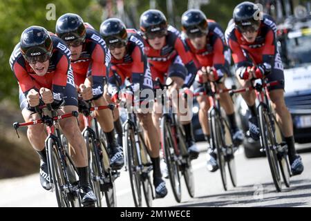 Les pilotes de l'équipe BMC Racing ont été photographiés pendant le procès en équipe masculine aux championnats du monde de cyclisme UCI à Ponferrada, Espagne, le dimanche 21 septembre 2014. Banque D'Images