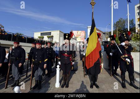 20141004 - LE HAVRE, FRANCE: Illustration montre des soldats lors d'une cérémonie pour le 100th anniversaire de la première Guerre mondiale, samedi 04 octobre 2014, au Havre, France. BELGA PHOTO ERIC LALMAND Banque D'Images