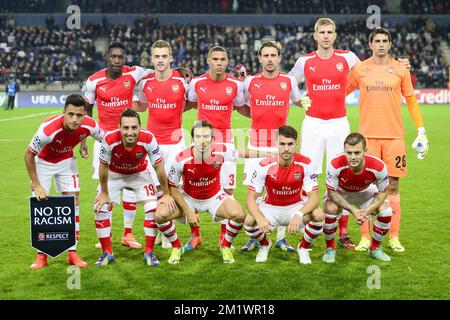 Les joueurs d'Arsenal posent pour une photo d'équipe au début d'un troisième match de groupe entre RSCA Anderlecht et l'équipe anglaise Arsenal, dans le groupe D de la compétition de l'UEFA Champions League, mercredi 22 octobre 2014. BELGA PHOTO LAURIE DIEFFEMBACQ Banque D'Images