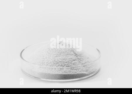 Cellulose microcristalline, pâte de bois raffinée, texturisant, agent anti-agglomérant, graisse de substitution, émulsifiant, utilisé dans les suppléments vitaminiques ou les pilules. Banque D'Images