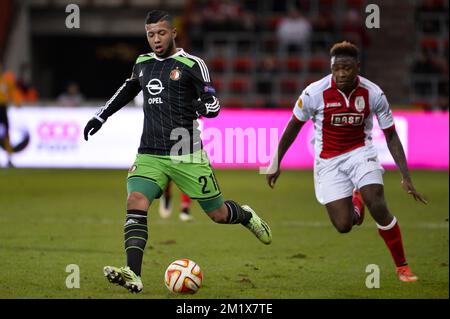 20141211 - LIEGE, BELGIQUE : le milieu de terrain de Feyenoord Tonny Trindade de Vilhena et le Lumanza Tortol de Standard photographiés lors d'un match entre Standard de Liège et l'équipe néerlandaise Feyenoord le dernier jour de l'étape de groupe du tournoi Europa League, dans le groupe G, au stade de Liège, jeudi 11 décembre 2014. BELGA PHOTO NICOLAS LAMBERT Banque D'Images