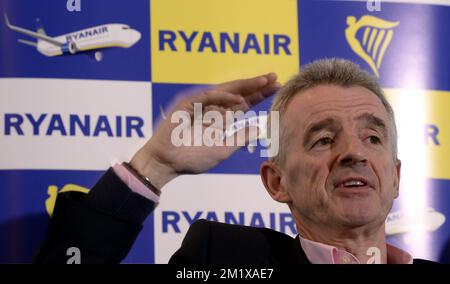 20141202 - CHARLEROI, BELGIQUE: PDG de Ryanair Michael O'Leary photographié lors d'une conférence de presse de la compagnie aérienne irlandaise à bas prix Ryanair, mardi 02 décembre 2014 à l'aéroport 'Brussels South Charleroi Airport' (BSCA) à Charleroi. Banque D'Images