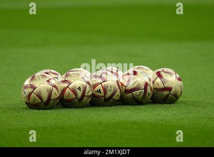 Une vue générale des balles de match de la marque Adidas avant le match de demi-finale de la coupe du monde de la FIFA au stade Lusail à Lusail, Qatar. Date de la photo: Mardi 13 décembre 2022. Banque D'Images