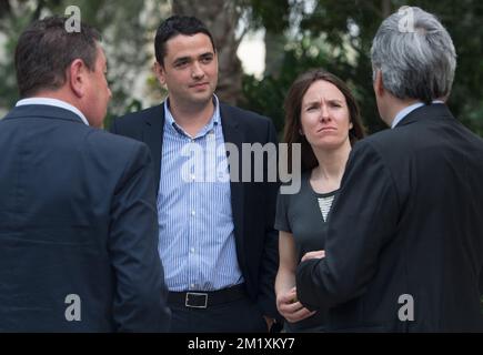 20150324 - DOHA, QATAR: Pierre-Yves Jacqmin, directeur des exportations de Neobulles, et Justine Henin, ancienne joueuse de tennis, en photo au cours de la quatrième journée d'une mission économique de la princesse belge Astrid au Qatar et aux Émirats arabes Unis du 21 au 27 mars, mardi 24 mars 2015 à Doha, Qatar. BELGA PHOTO BENOIT DOPPAGNE Banque D'Images