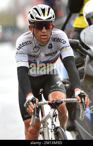 20150325 - WAREGEM, BELGIQUE: Champion du monde polonais Michal ...