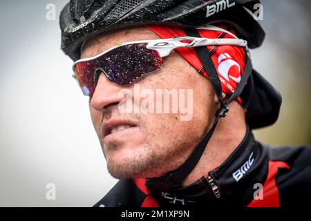 20150402 - OUDENAARDE, BELGIQUE: Belge Greg Van Avermaet de BMC Racing Team photographié lors de la reconnaissance de la piste de la course cycliste 'ronde van Vlaanderen - Tour des Flandres - Tour de Flandre' du dimanche prochain, jeudi 02 avril 2015, à Oudenaarde. BELGA PHOTO LUC CLAESSEN Banque D'Images