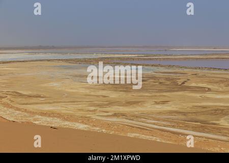 Walvis Bay Salt Holdings. Le plus grand producteur de sel solaire de mer en Afrique subsaharienne. Swakopmund, Namibie. Banque D'Images