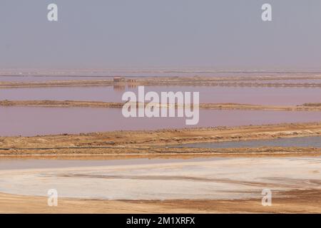 Walvis Bay Salt Holdings. Le plus grand producteur de sel solaire de mer en Afrique subsaharienne. Swakopmund, Namibie. Banque D'Images