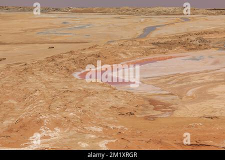 Walvis Bay Salt Holdings. Le plus grand producteur de sel solaire de mer en Afrique subsaharienne. Swakopmund, Namibie. Banque D'Images