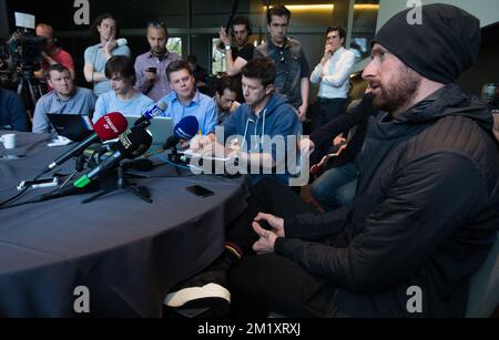 Le pilote britannique Bradley Wiggins de Team Sky photographié lors d'une conférence de presse de Team Sky lors de la course cycliste d'une journée « Paris-Roubaix » de dimanche prochain, vendredi 10 avril 2015 à Kortrijk, Belgique. Banque D'Images