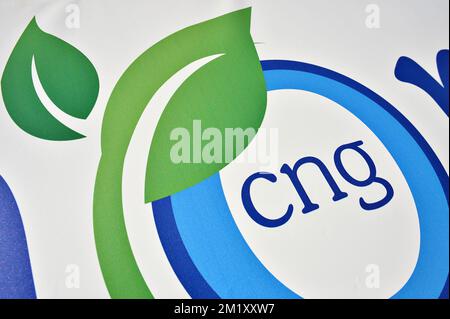 20150423 - TOURNAI, BELGIQUE: L'illustration montre le logo CNG lors de l'inauguration de la première station de gaz naturel comprimé (CNG) en Wallonie, le jeudi 23 avril 2015 à Tournai. BELGA PHOTO DAVID STOCKMAN Banque D'Images