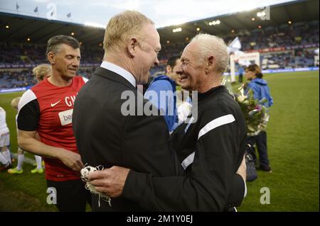 20150424 - GENK, BELGIQUE : Guy Martens, entraîneur de Genk, Alexander Alex McLeish, entraîneur en chef de Genk et Jean Conen de Genk, photographiés avant le match Jupiler Pro League entre KV Mechelen et KRC Genk, à Mechelen, le vendredi 24 avril 2015, le troisième jour du groupe A de Play-off 2. BELGA PHOTO YORICK JANSENS Banque D'Images