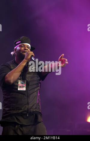 20150703 - BRUXELLES, BELGIQUE : Wu-Tang Clan se produit à l'édition 26th du festival de musique du café du Couleur à Tour & taxis à Bruxelles, le vendredi 03 juillet 2015. BELGA PHOTO AUDE VANLATHEM Banque D'Images