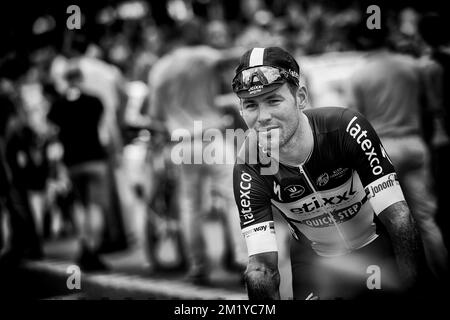 British Mark Cavendish de l'équipe Ettix - Quick-Step photographié avant la phase 3 de l'édition 102nd de la course cycliste Tour de France, à 159,5 km d'Anvers à Huy, lundi 06 juillet 2015. Banque D'Images