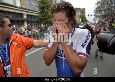 20150927 - RICHMOND, ÉTATS-UNIS: Peter Sagan, slovaque de Tinkoff-Saxo, célèbre après avoir remporté la course d'élite masculine aux championnats du monde de cyclisme sur route UCI à Richmond, Virginie, États-Unis, dimanche 27 septembre 2015. Banque D'Images