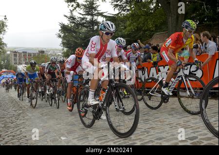 20150927 - RICHMOND, ÉTATS-UNIS: Champion du monde polonais Michal Kwiatkowski de l'équipe Etixx - Quick-Step et espagnol Alejandro Valverde de Movistar Team photographié pendant la course d'élite masculine aux championnats du monde de cyclisme sur route UCI à Richmond, Virginie, États-Unis, dimanche 27 septembre 2015. Banque D'Images